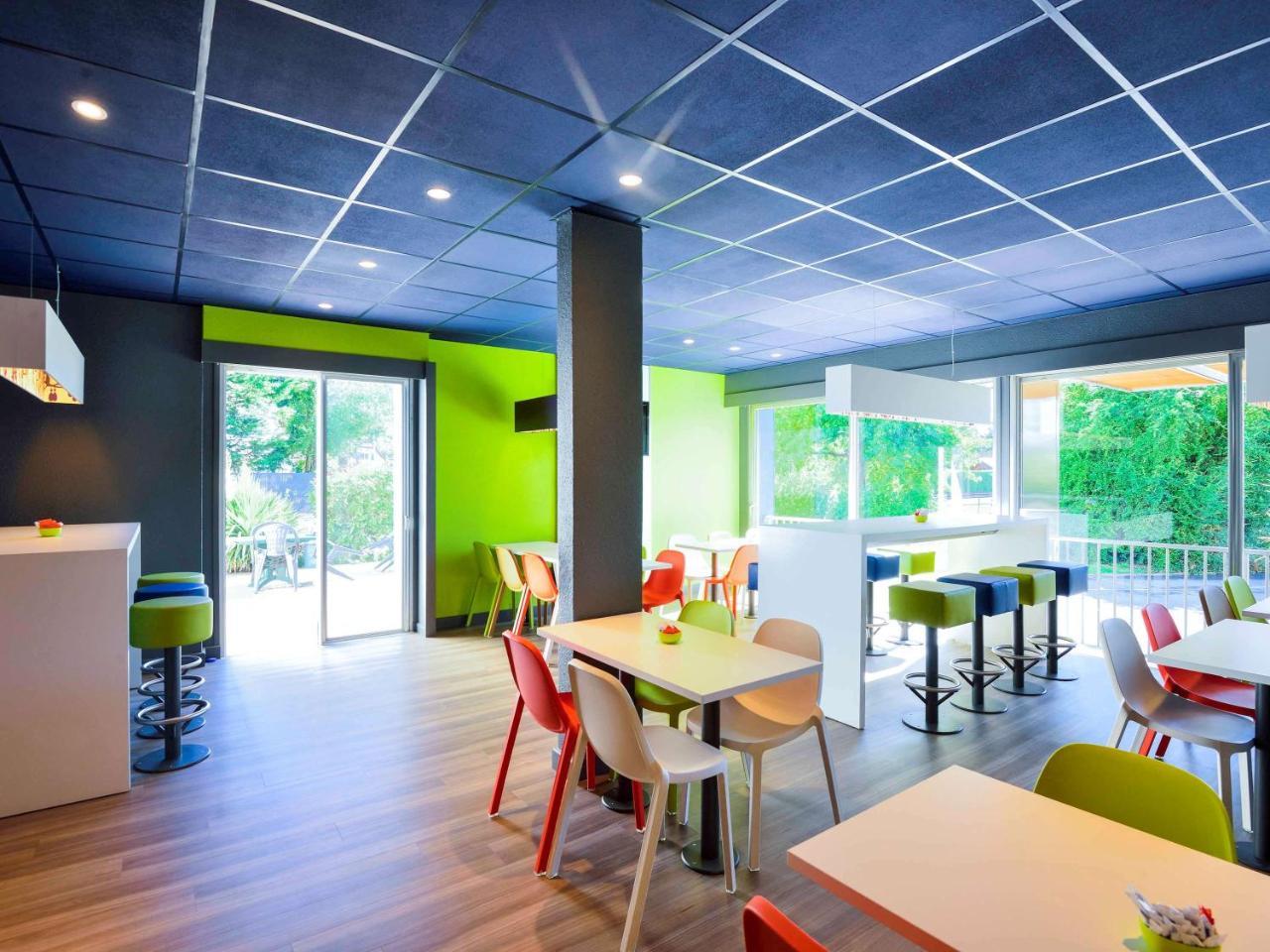 Ibis Budget Pau Lescar Exterior photo