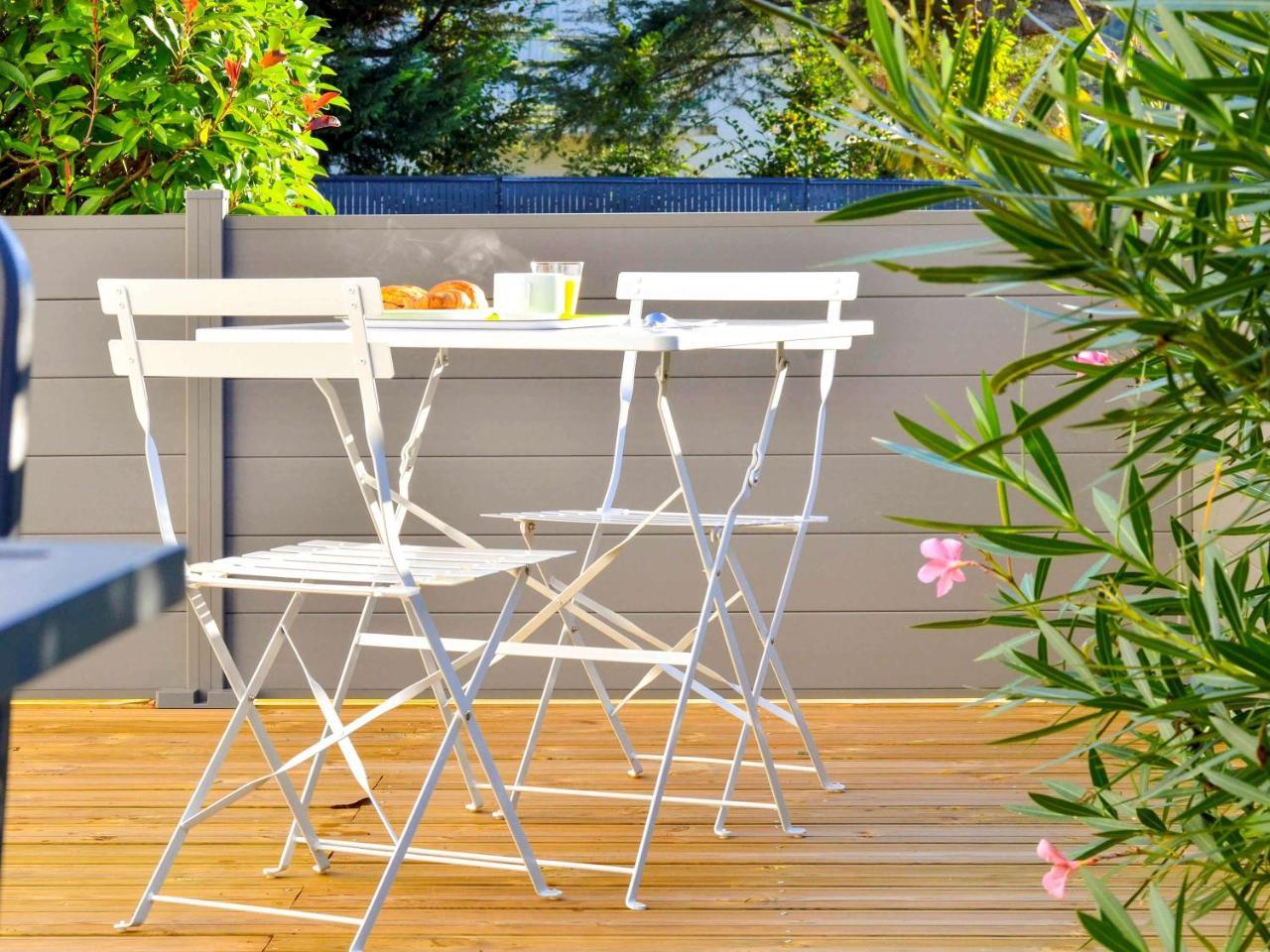 Ibis Budget Pau Lescar Exterior photo
