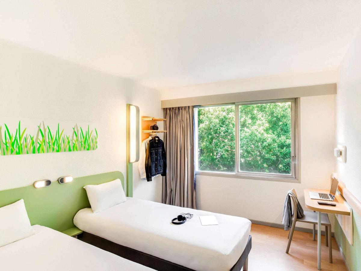Ibis Budget Pau Lescar Exterior photo